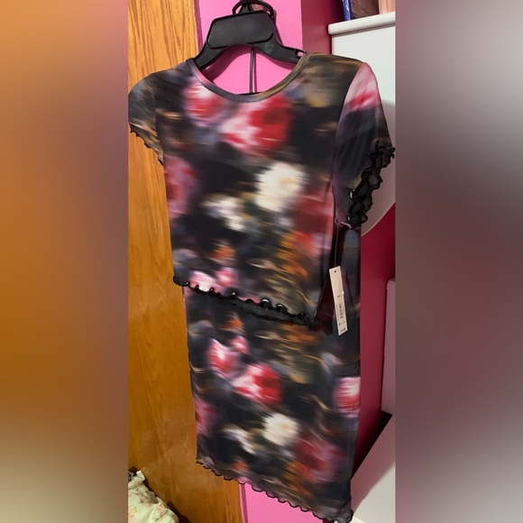 NWT. *2 SET BUNDLE* No Boundaries. Juniors Mesh Crop Top and Skirt Set, 2-Piece. - Picture 14 of 14